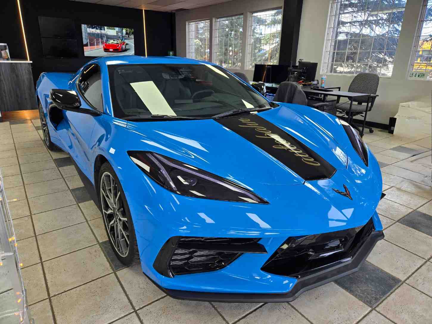 car-image