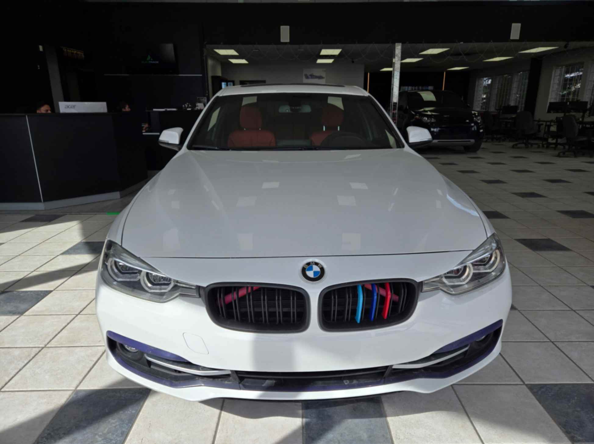 car-image