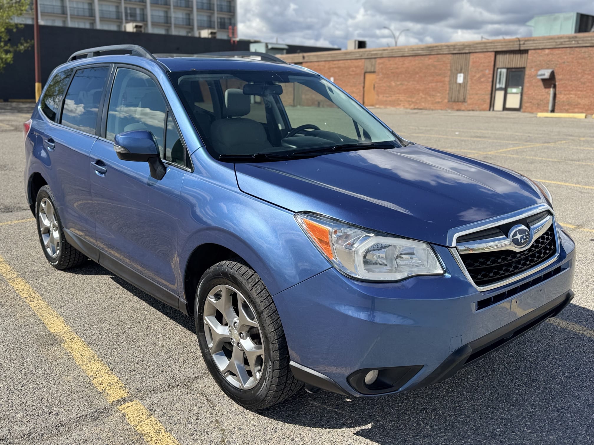 car-image
