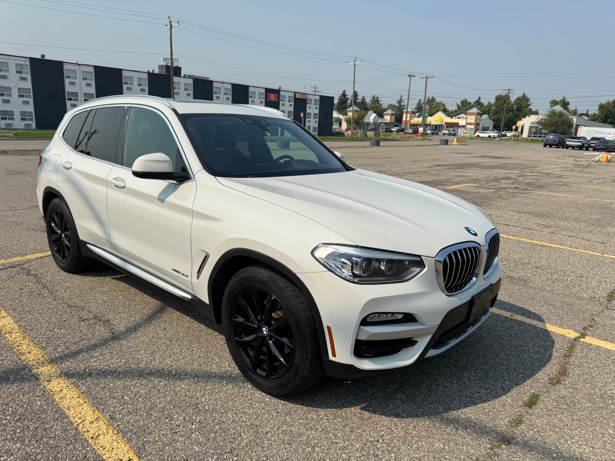car-image